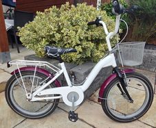 Kids bike 18in wheels