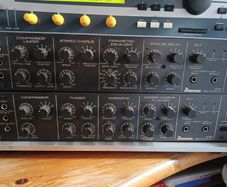 Ibanez Ue405 + Ue 400 Multi Effect (sold separately)