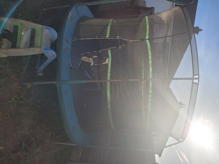 Trampoline 4 free, pick up in Roscam