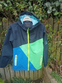 PRICE DROP, "YOUNGSOUL" Boys Rainproof jacket, Age 11/12, in perfect condition