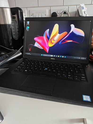 Dell latitude 7480 i7-full hd sdd