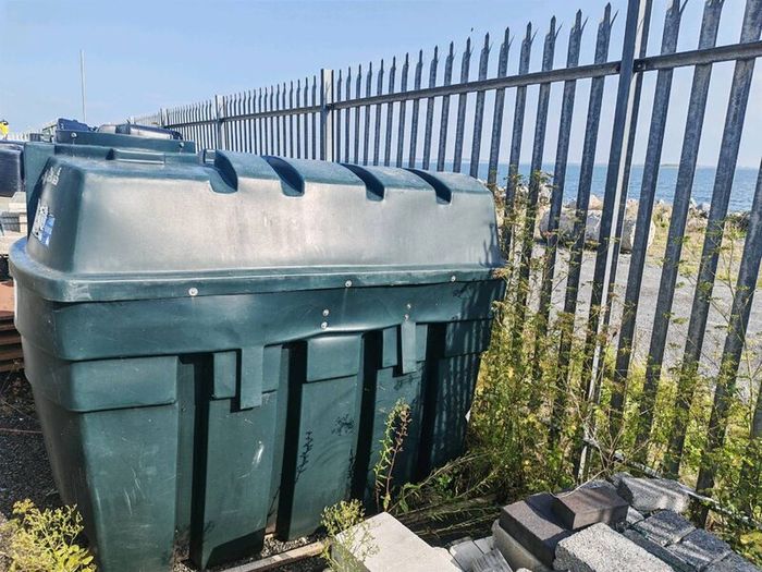1150 litre bundled oil tank