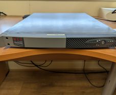MGE Evolution 1550 UPS