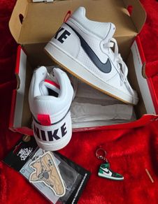 Nike Trainers size 5.5 UK