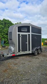 nugent horse box