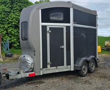 nugent horse box