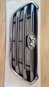 Hyundai Tucson Front Grille (2015 - 2018, Genuine OEM)