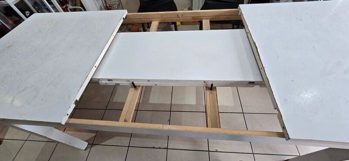 Ikea Bjursta Extendable Table