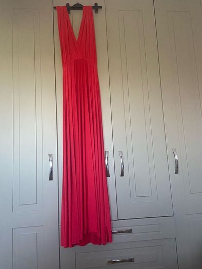Stunning red dress