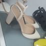new look size 7 sjoes Image 3