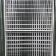 Mesh panels