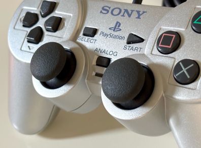 Sony PlayStation Dual Shock 2 Controller - FOR REPAIR