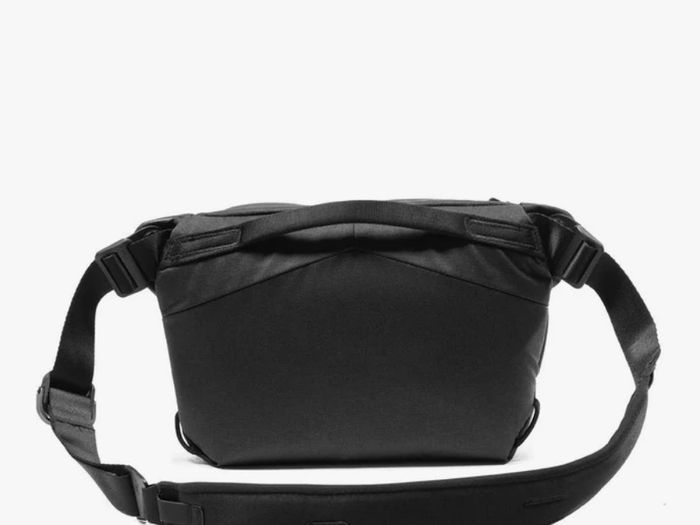 Peak Design Sling 3L camera bag