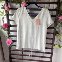 blouse Bnwt grace & mila open back tie detail top size small white