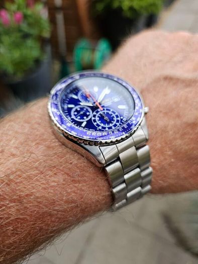 Watch Seiko Chronograph Pilot.