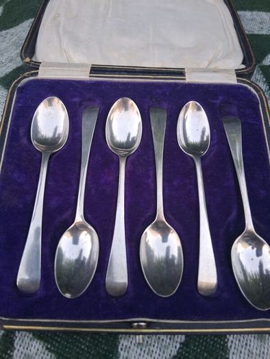 6 X C.W.Fletcher Aet Deco Sterling Silver Teaspoons (61 grams)