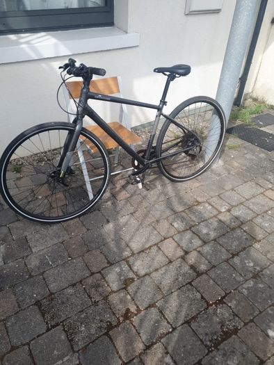 bicycle  cannondale medium size