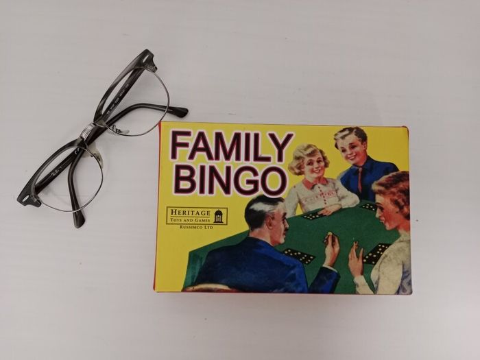 Retro 1950s-style Family Bingo set