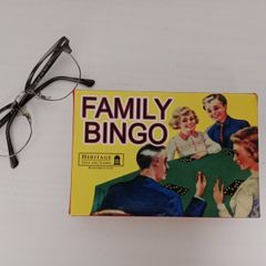 Retro 1950s-style Family Bingo set