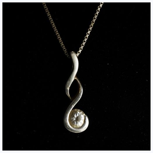 925 Sterling Silver  Zircon Pendant and Chain Necklace