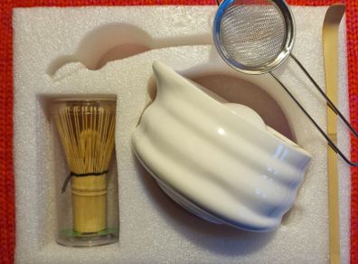 Ceramic Matcha Bowl and Whisk Set (please note that it does not come with a box)