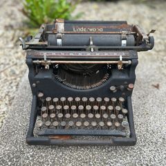 FREE Typewriter
