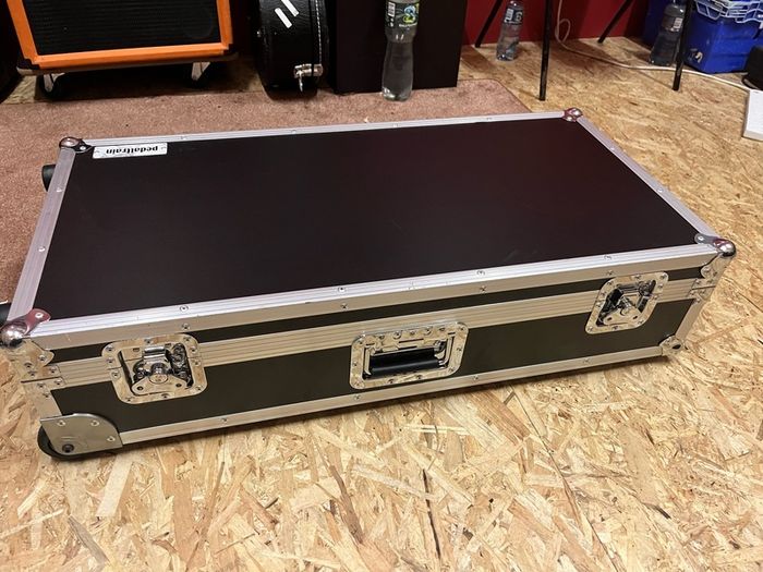Pedaltrain Black Tour Case Novo 32