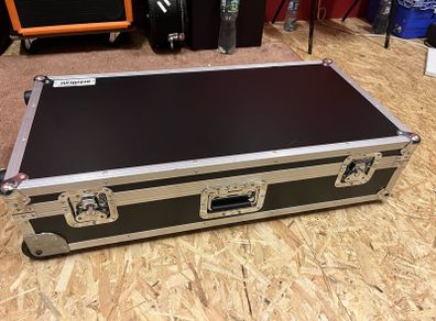 Pedaltrain Black Tour Case Novo 32