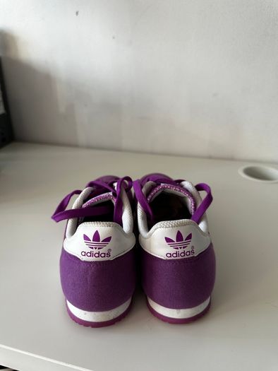 Adidas dragon