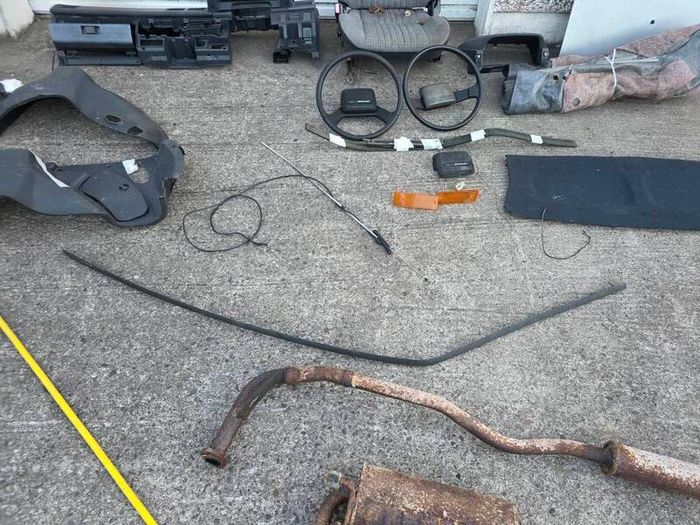 toyota starlet breaking