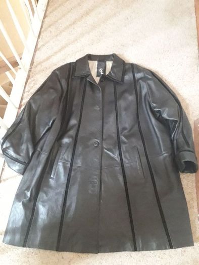Leather Coat/GENUINE LEATHER Three Quarter Length Coat .. Size: 18 UK .. Final Price Drop