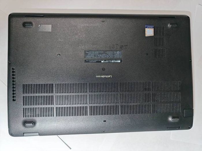 Dell Latitude 5500 | i5 | 16GB RAM | SSD | Excellent Condition