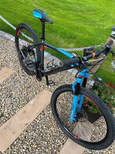 Cube carbon BIke