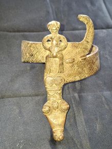 Rare Bronze Genuine Antique Arm Bracelet, Protectors of Family and Culture, Snakes are ambivalent, representing both day, light, good, but also symbolizing the Forces of Darkness, Evil, and Witchcraft Sorcery.