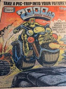 2000 AD Featuring Judge Dredd Prog 254- 6th Mar 1982- IPC Magazines
