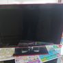 Samsung 32 inch TV, Model UE32B6000V, 4 HDMI, USB etc, Beautiful screen and picture, comes with Remote Control Image 2