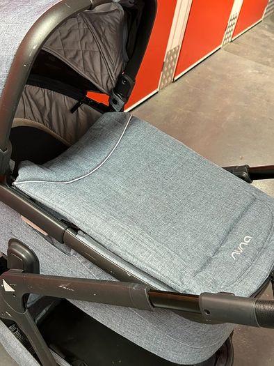 NUNA demigrow single/double pram/stroller