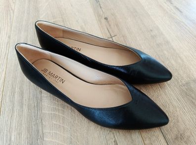 Black leather ballerinas shoes size 7