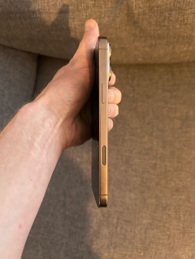 iPhone 16 pro max desert titanium 256gb unlocked, 100% battery percentage