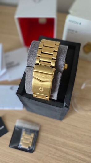 NIXON sentry gold SS