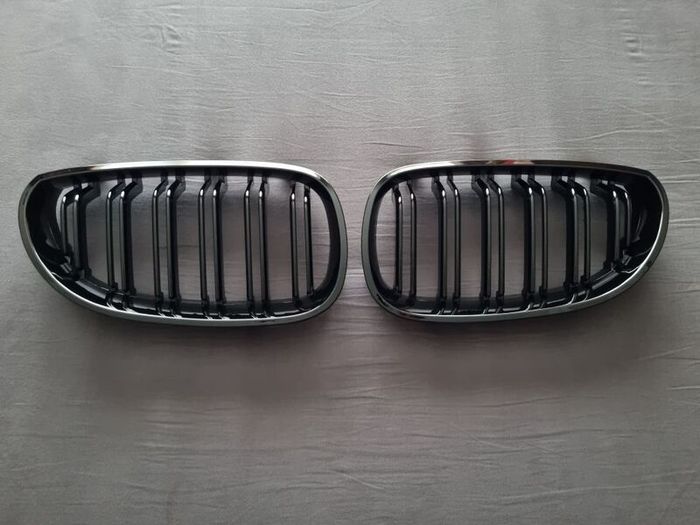 BMW 5 Series E60 E61 Gloss Black Kidney Grilles Brand New