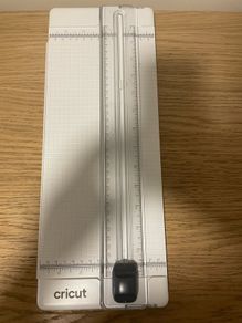 Paper trimmer