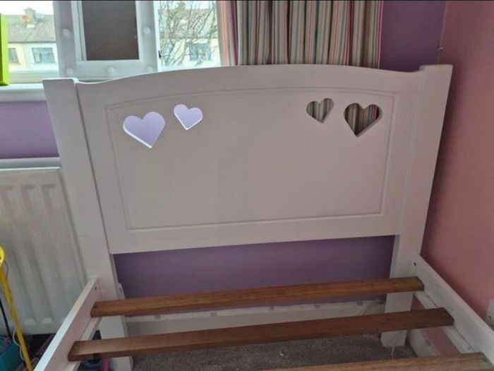 Solid wood single bed