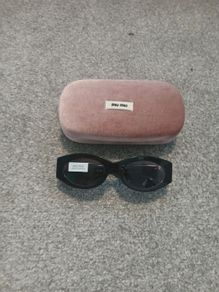 sunglasses