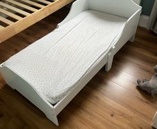 toddler bed and matress