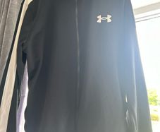Underamour zip top
