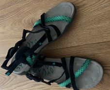 merrell sandals