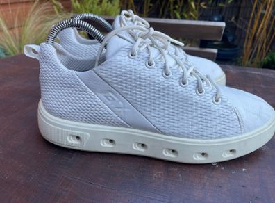 Ecco gore tex size 7