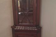 Corner Display cabinet