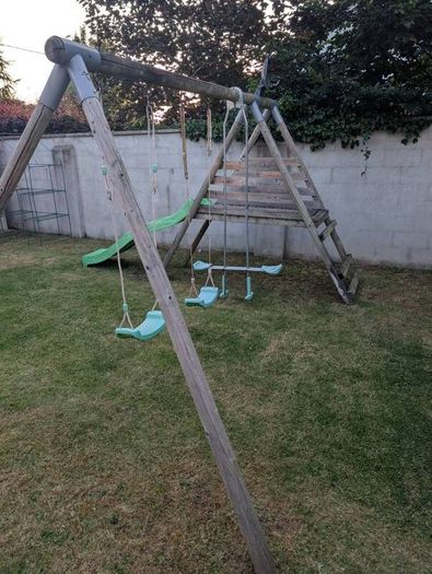 double swing set and slide